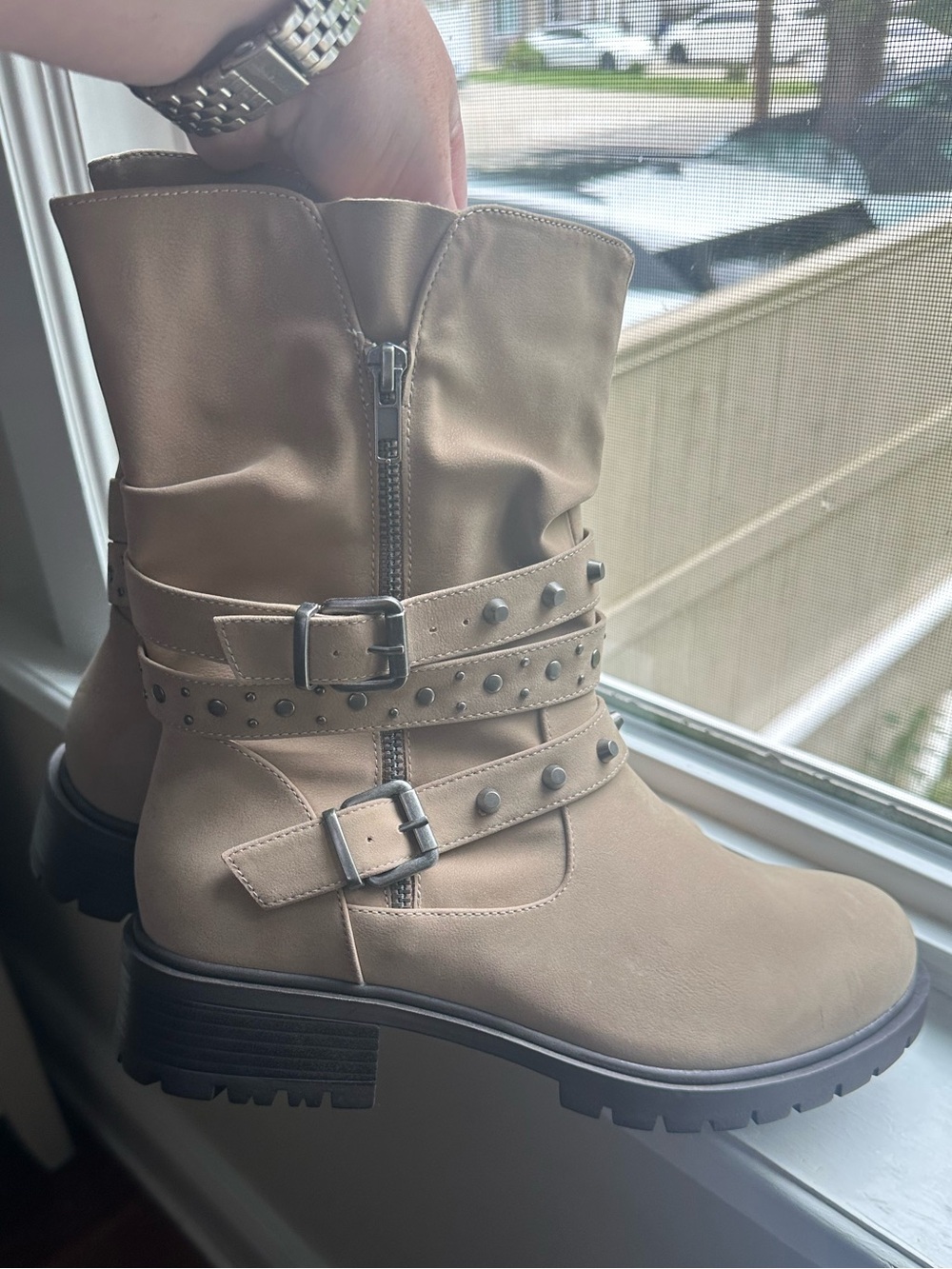 Brand New Women’s Extra Wide Low Heeled Slouched Booties! Comfort meets Fashion!